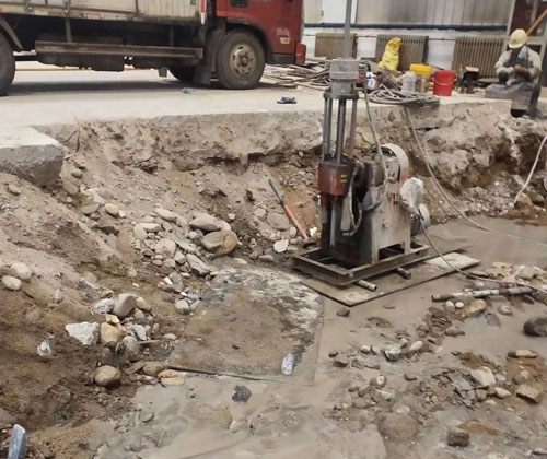 曲靖公路下沉压浆